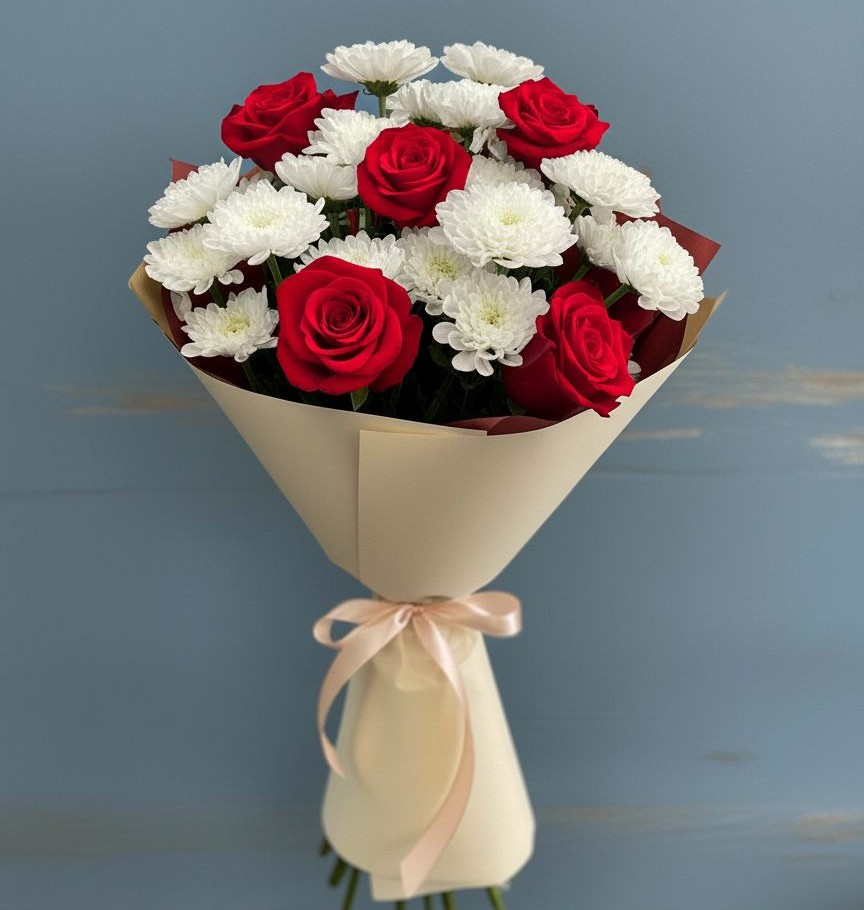 Букет цветов из: Розы и Хризантемы в Мирном Кировской области