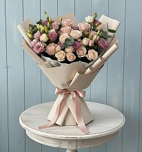 Букет цветов из:  Розы и Лизиантусы #REPLACE_PRED# Мирном Кировской области