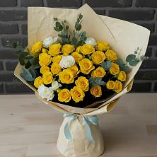 Букет цветов из:  Розы в Мирном Кировской области