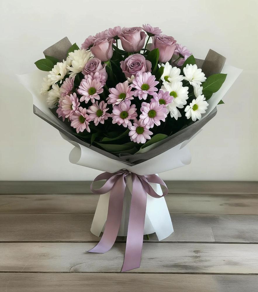 Букет цветов из: Хризантемы и Розы в Мирном Кировской области