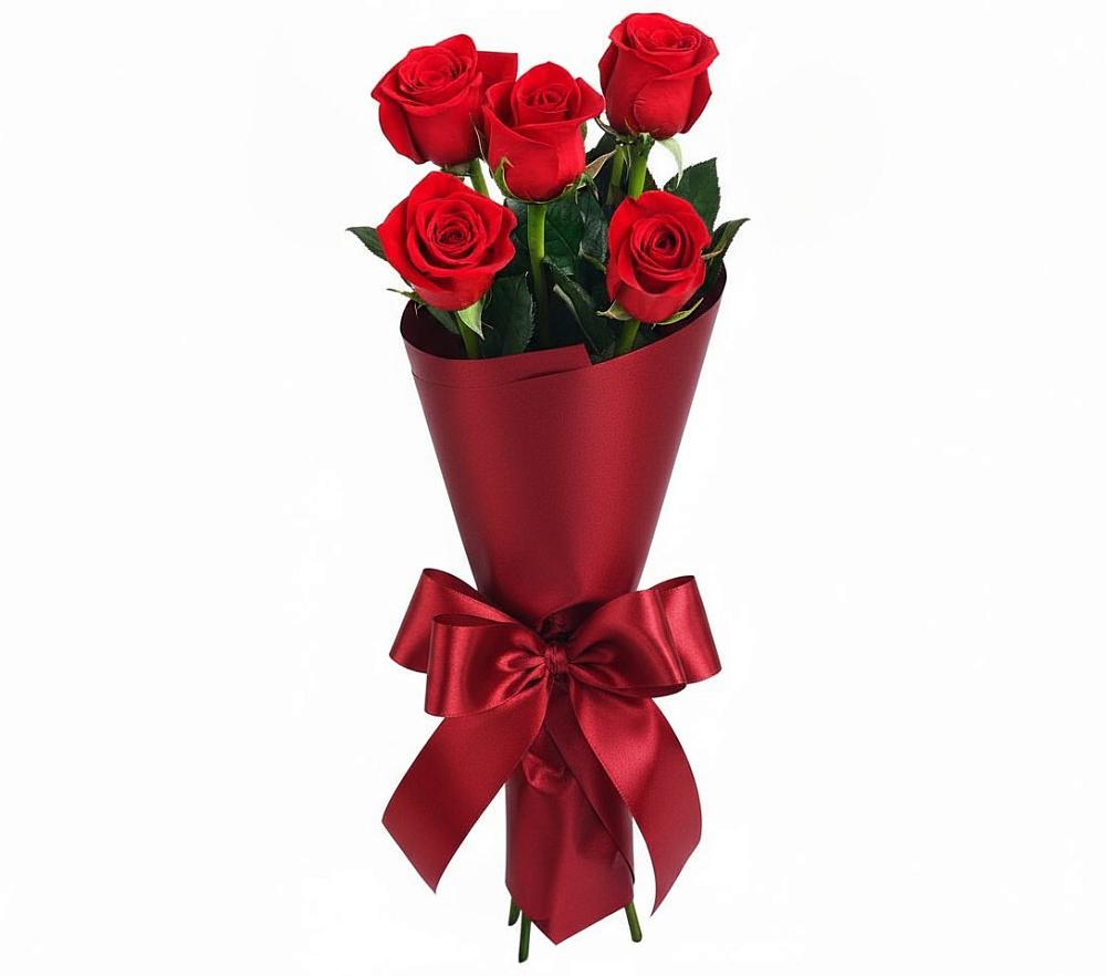 Букет 5 Красных роз Эдлесс Лав в Мирном Кировской области