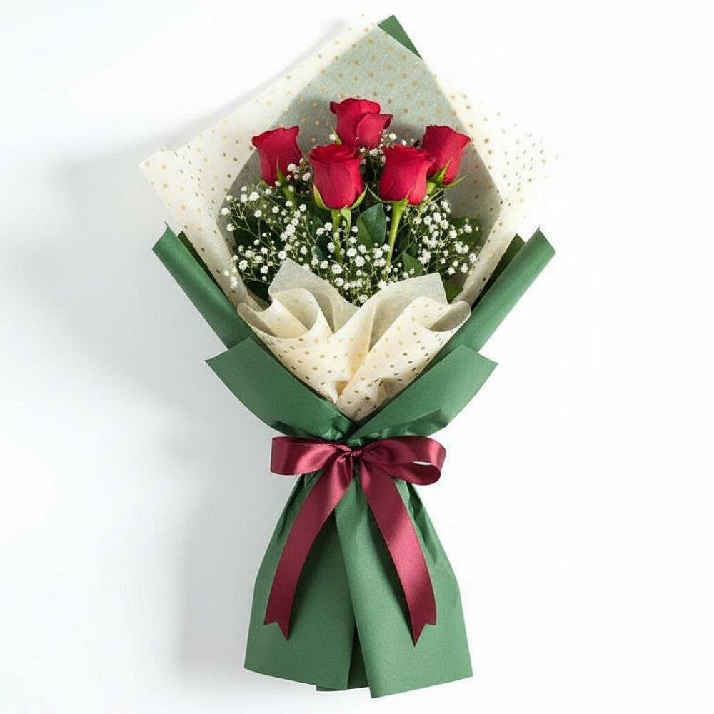 Букет цветов из: Розы в Мирном Кировской области