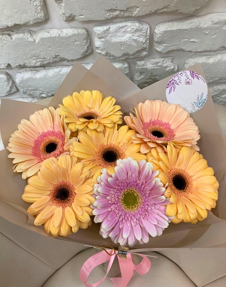 Букет цветов из: Герберы в Мирном Кировской области
