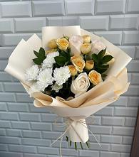Букет цветов из:  Розы и Хризантемы в Мирном Кировской области