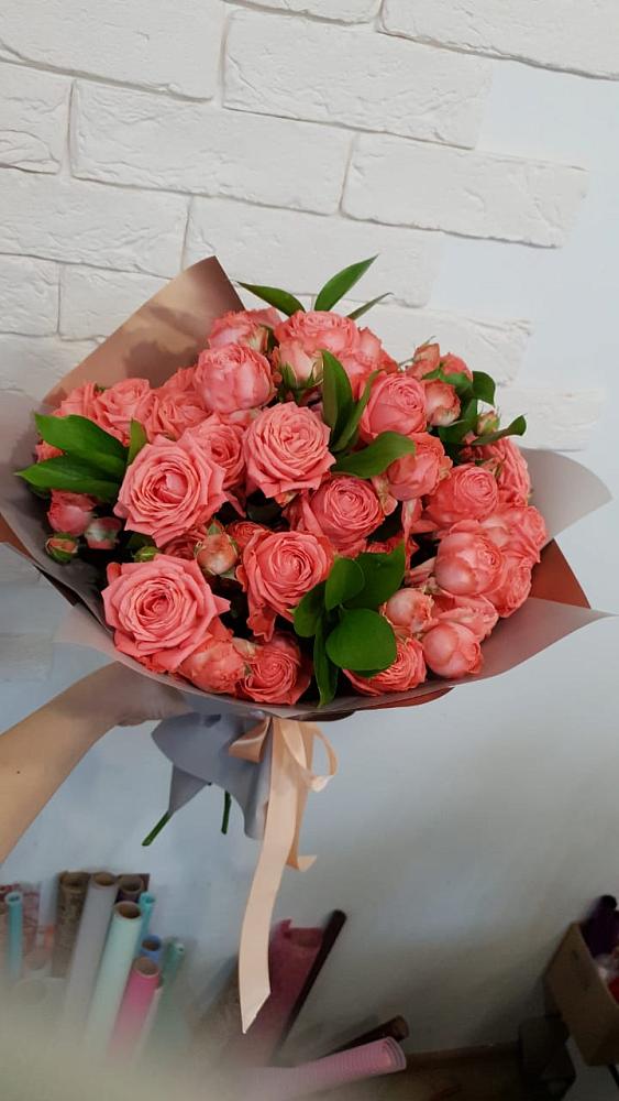 Букет цветов из: Розы в Мирном Кировской области