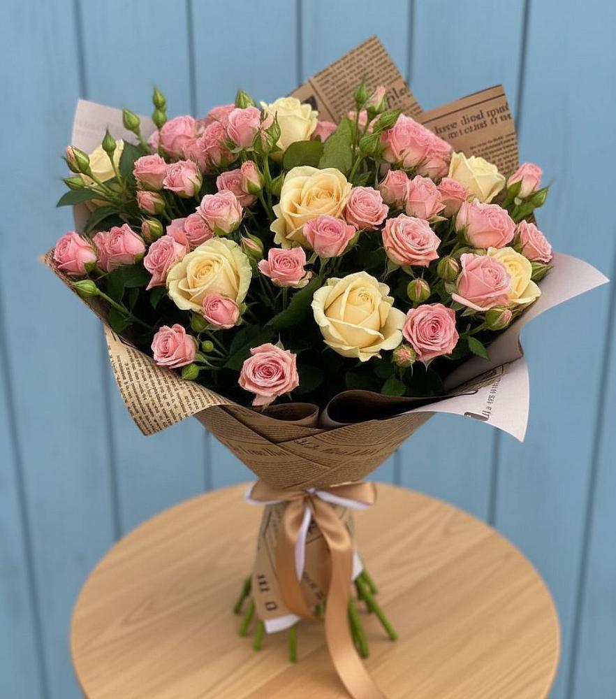 Букет цветов из: Розы в Мирном Кировской области