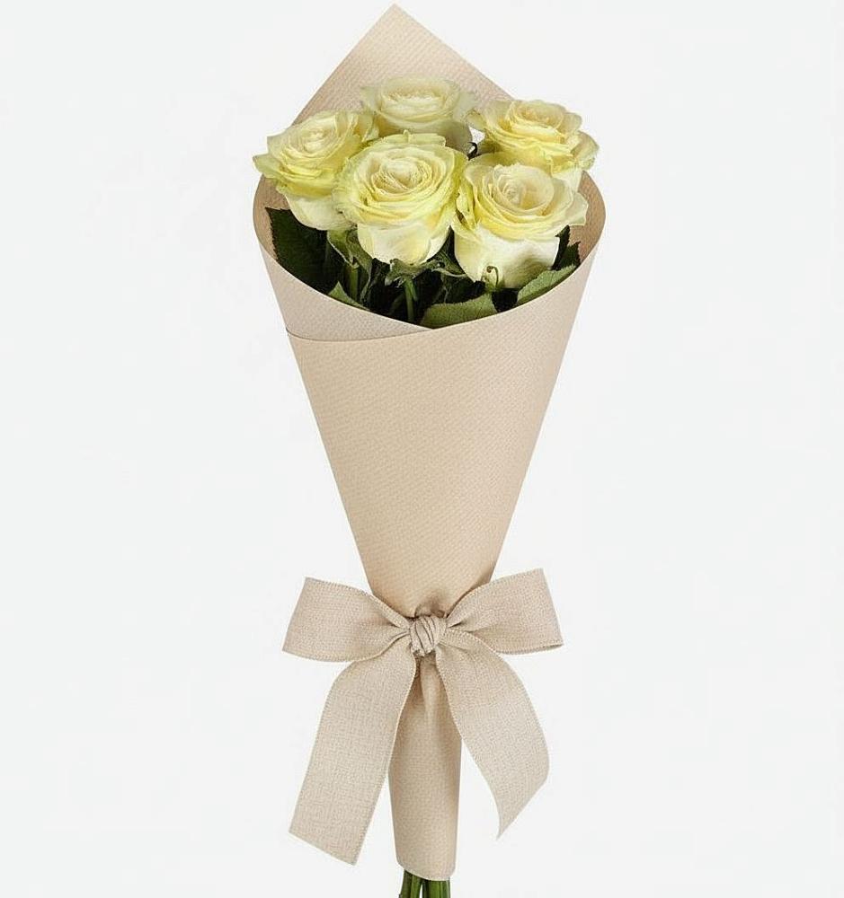 Букет цветов из: Розы в Мирном Кировской области