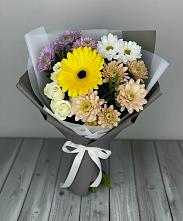Букет цветов из:  Розы, Герберы и Хризантемы в Мирном Кировской области