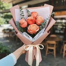 Букет цветов из:  Розы в Мирном Кировской области