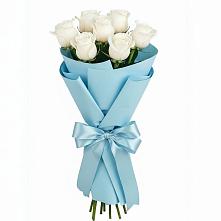 Букет 7 белых роз Проуд в Мирном Кировской области