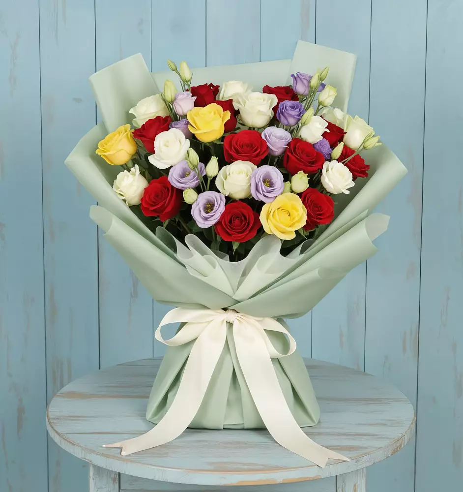 Букет цветов из: Розы в Мирном Кировской области