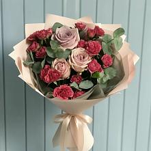 Букет цветов из:  Гвоздики и Розы в Мирном Кировской области