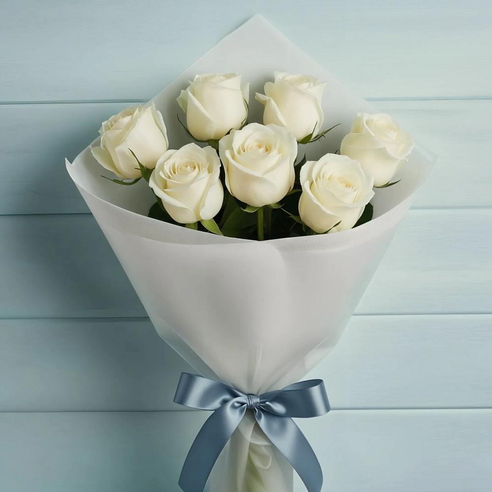 Букет 7 Белых роз Эдлесс Лав в Мирном Кировской области