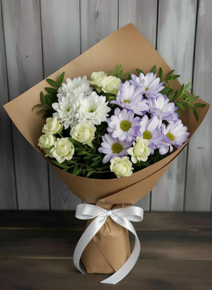 Букет цветов из: Хризантемы и Розы в Мирном Кировской области